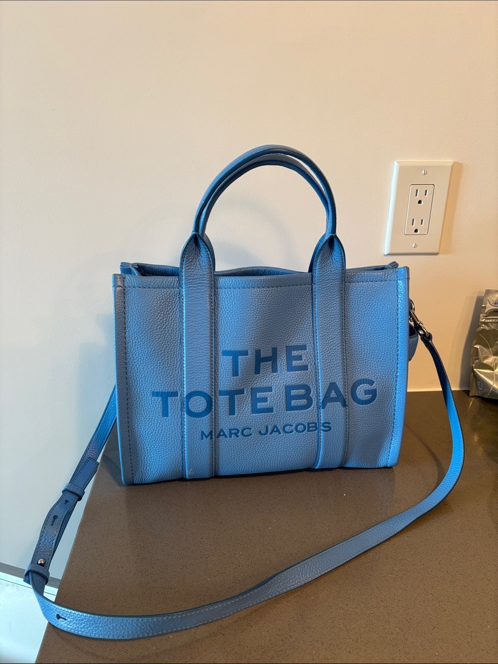 Marc Jacobs Blue The Tote Bag Leather Tote with Logo Print